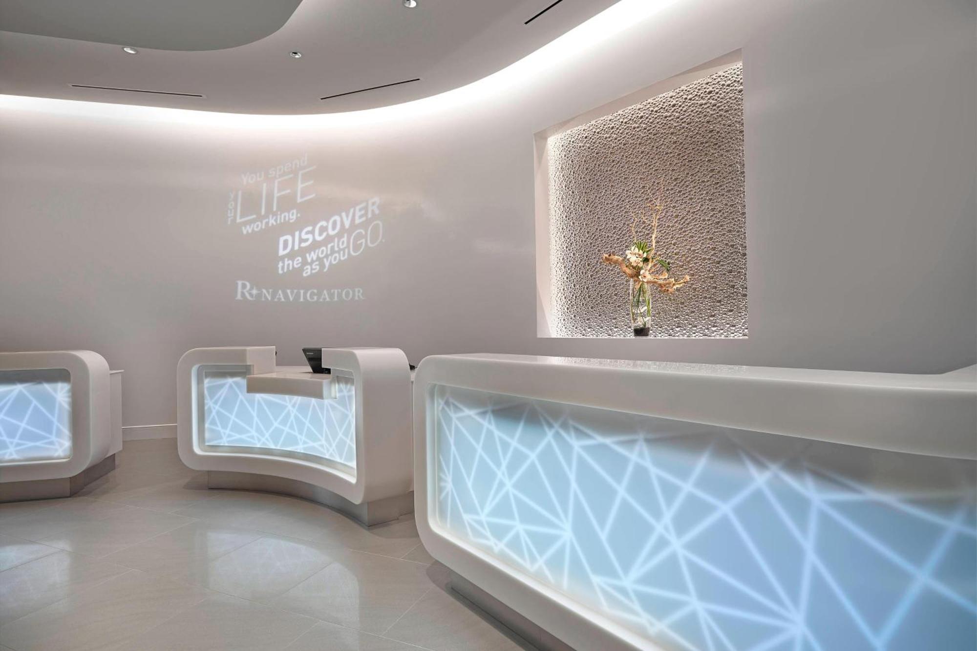 ניסקו Renaissance Edmonton Airport Hotel מראה חיצוני תמונה